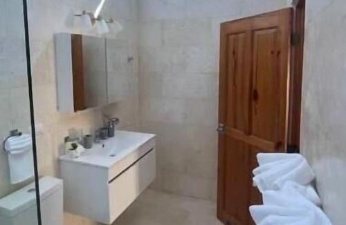 Montellano House | NEW 3bdr PH in Heart of Sosua