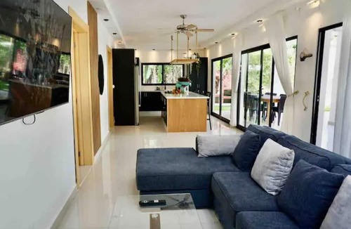 La Ceiba House | Spacious Modern Villa, Playa Bonita Beach, Pool