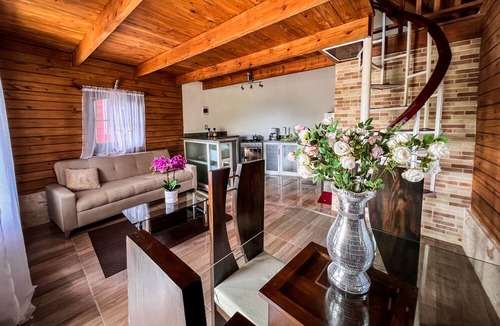 Barrio La Fortaleza Vieja Ski Chalet | Bayview Chalet