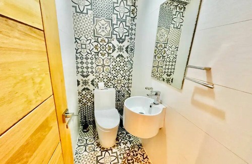 La Julia Apartment | Design Decor - 2BR - Rooftop Jacuzzi - King Size Bed