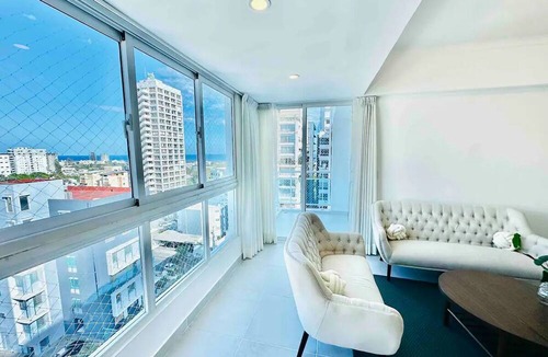 La Julia Apartment | Luxury - 1BR - Ocean & City View - Downtown - SDQ - Shared Jacuzzi