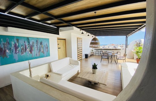 Ciudad Nueva Hotel | Ocean Breeze