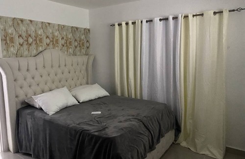San Francisco de Macoris Apartment | Lujoso apartamento con jacuzzi privado