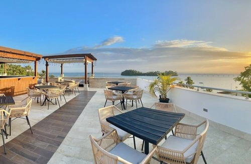 Samana Apartment | Beautiful Apt, King Bed, Pool, Rooftop Terrace, Spectacular Bay View.