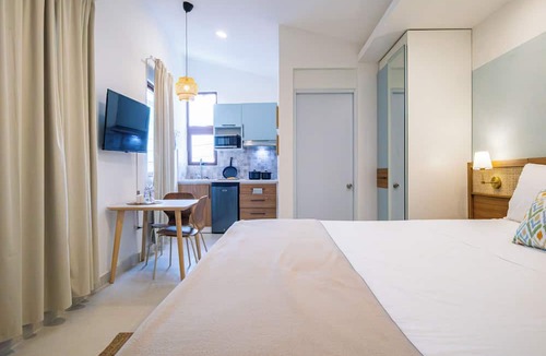 San Anton Hotel | Meriño 556 Colonial Loft
