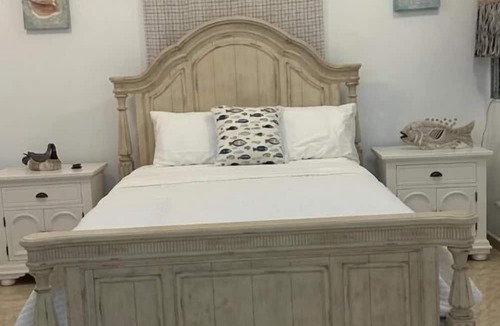Los Patos House | Los Patos Waterfront Private Suites