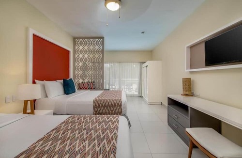 Villas Del Mar Resort | Emotions by Hodelpa - Juan Dolio