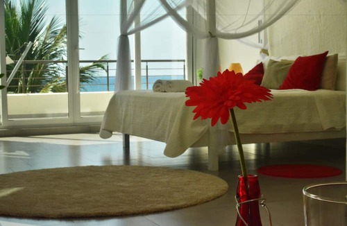 El Batey Apartment | Infiniti Blu Luxury Ocean Front Condos