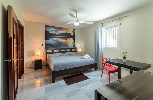 Santiago de los Caballeros Hotel | Hotel Casa Jum