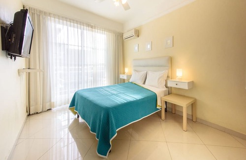 La Primavera Apartment | Hotel Shakey
