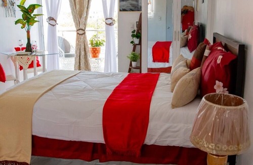 Los Maestros Apartment | Royal Terrace PRINCE III