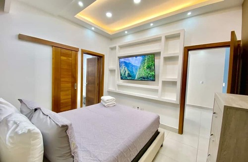 Downtown Santo Domingo Condo | Elegant, Finely Decorated City Center 2 Bdrm Condo, Pool, Near All