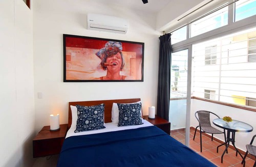 San Anton Apartment | Bright & Clean 2BR in BEST Colonial Zone Location