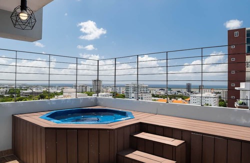 Downtown Santo Domingo Apartment | PH private terrace jacuzzi with city view