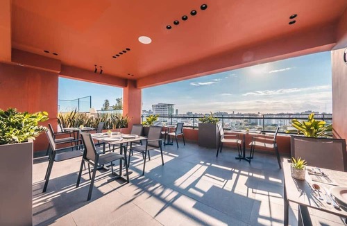 Downtown Santo Domingo Apartment | Regatta Living Prime Location, Pool and gym