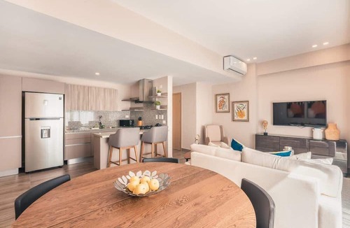 Downtown Santo Domingo Apartment | Luxury Apartment in Santo Domingo w/Free Parking