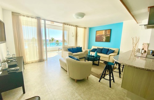 Villas Del Mar Apartment | 703 Marbella 2 bedrooms Beachfront Beautiful Apartment