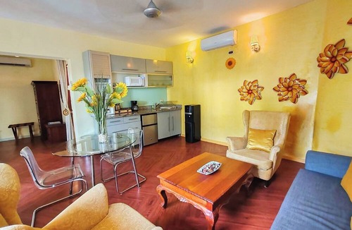 Zona Colonial Hotel | Dominican Republic 14BR Colonial House, Pool, Near The Ocean