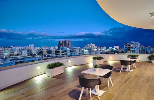 Downtown Santo Domingo Condo | NEW COZY APT | 1 br | piantini Near BLUE MALL