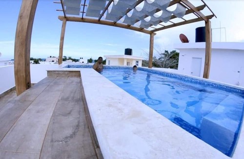 El Pueblito Apartment | Rosil Place, Apt #4 with Balcony by the Beach