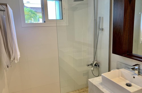 Bavaro Condo | NEW CONDO ON GOLF COURSE WITH PRIVATE CLUB BEACH