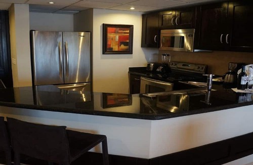 Los Brazos House | LHVC- Chairman's Circle Presidential 2 Bed -LOWEST ALL INCLUSIVE-VIP Gold Bands