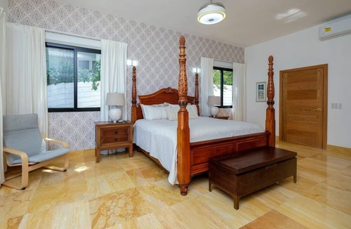 La Iglesia Villa | ®{Beach & Mountain Villa}@Terrenas+Pool+BBQ+6BR