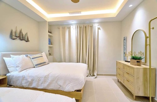 Villas Del Mar Apartment | ®{Marbella~LUX~Essence} Beachfront+Pool+11thFloor
