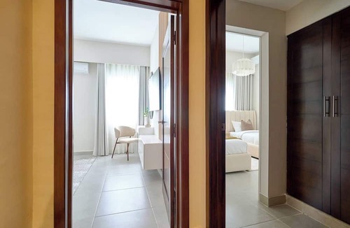 Helios del Oeste Apartment | ®(The~LUX~Natural~Art) @DowntownSD +Pool+Gym+2BR