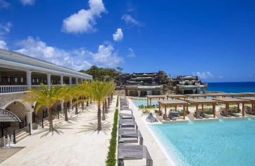 Playa Chiquita Condo | Sunst Breeze - ocean view condo