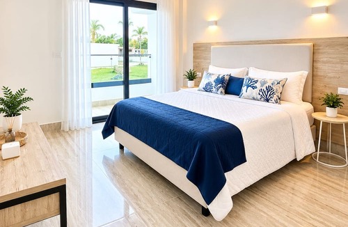 La Iglesia House | Resort-style pool, private jacuzzi, new 3-bedroom villa steps from the beach