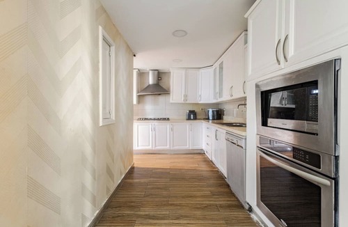 San Geronimo Condo | Apartamento de Lujo Frente al Mar con Jacuzzi