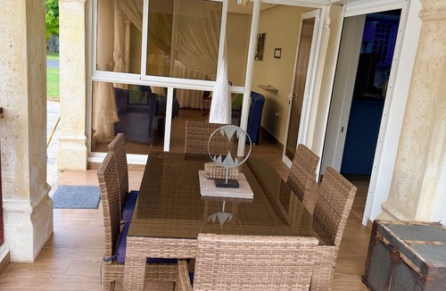San Antonio de Guerra Villa | Villa Franyelin: Private Vacation Home in Santo Domingo