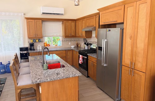 La Mulata House | Breezy, Beautiful 2 Bedroom Caribbean Villa!