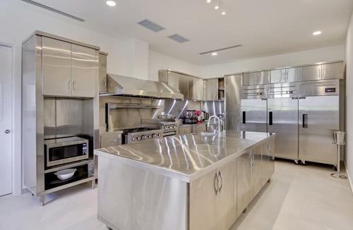 Punta Cana Villa | Las Palmas Estate: 3 luxury villas, pools, Jacuzzis, golf carts & staff
