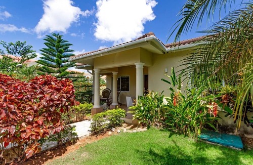 Urbanizacion Tavarez House | Hispaniola Res. 3Bdrm 2Bath Pool Table & Pool