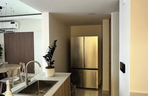 Punal Apartment | New Designer 3BR Mountain Views Near STI