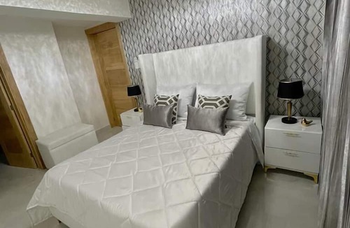 Los Frailes Apartment | Torre sophia Monserrat