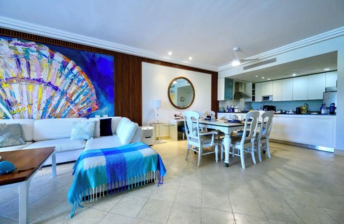 Cap Cana Marina Condo | Cozy Retreat, 5 minutes to Juanillo Beach at Fishing Lodge Marina Cap Cana!