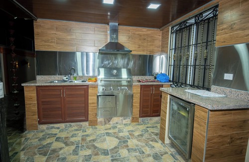 Santiago de los Caballeros House | Welcome to Villa D’Mirella!