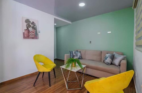 Miramar Villa | Radiant Roomy 5 Br Home with pool and parking