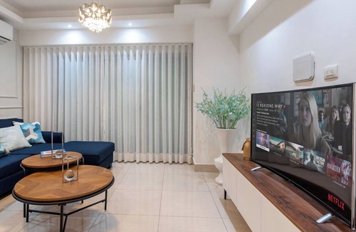 La Julia Apartment | Apartments in La Julia Sleeps up to 8
