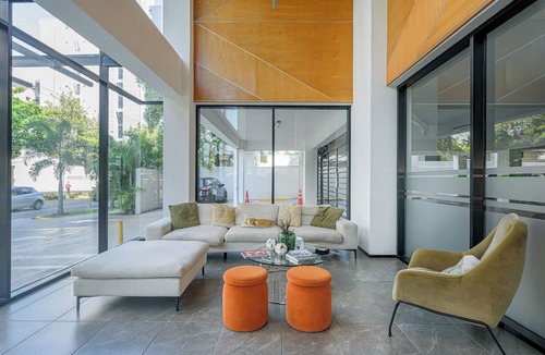 La Julia Apartment | Apartments in La Julia Sleeps up to 8