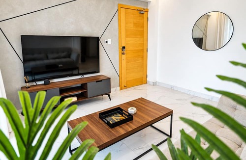 Prado Oriental Apartment | Tropico Smart by Suarez Properties 2BR & Jacuzzi