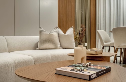 La Arboleda Condo | Luxury Downtown Stay ~ 11th FL ~ Jacuzzi, Gym, City Views @Naco