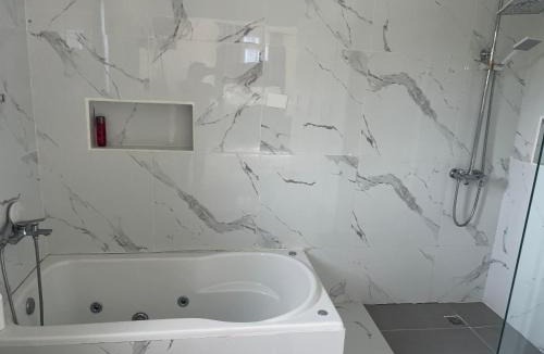 Constanza Villa | Villa Ainhoa