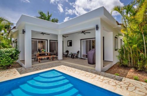 Urbanizacion Tavarez Villa | Private Pool Villa in Hispaniola Residencial