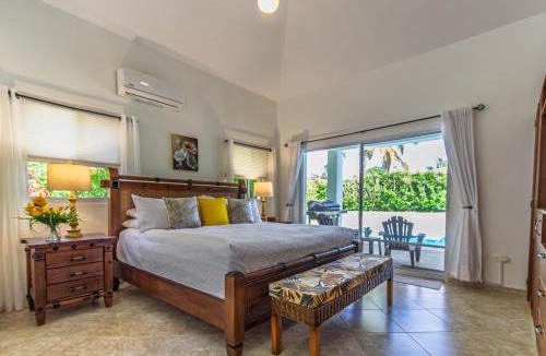 Urbanizacion Tavarez Villa | Private Pool Villa in Hispaniola Residencial