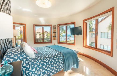 Puerto Bahia Apartment | Gorgeous PH at Puerto Bahia