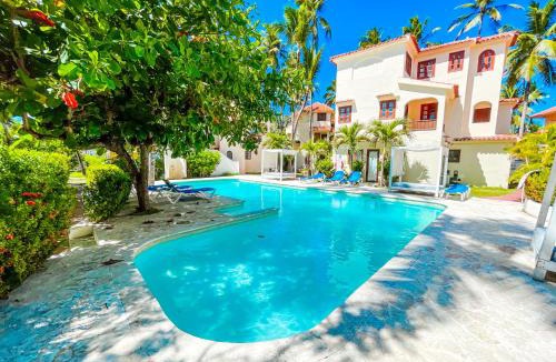 Bavaro Hotel | TROPICAL VILLAS and SUITES - BEACH CLUB, SPA, RESTAURANTS - playa LOS CORALES